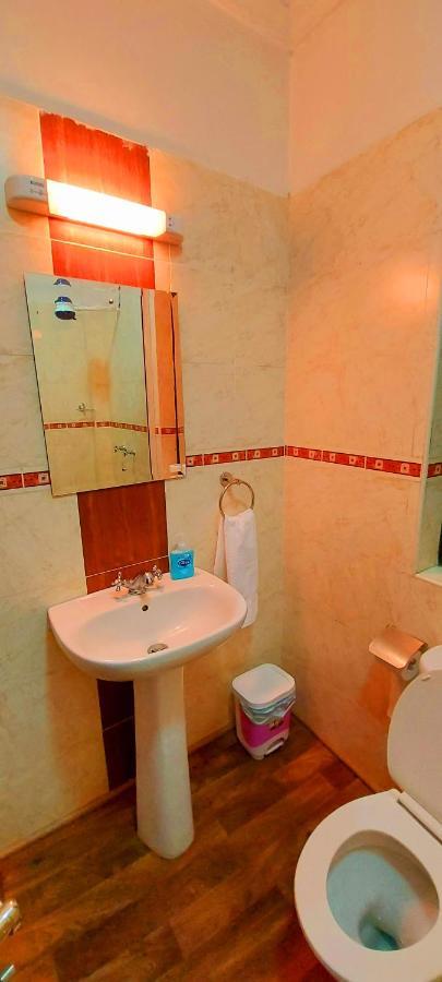 Silent Sky Homestay Near Jkia Airport & Sgr Nairobi Bagian luar foto