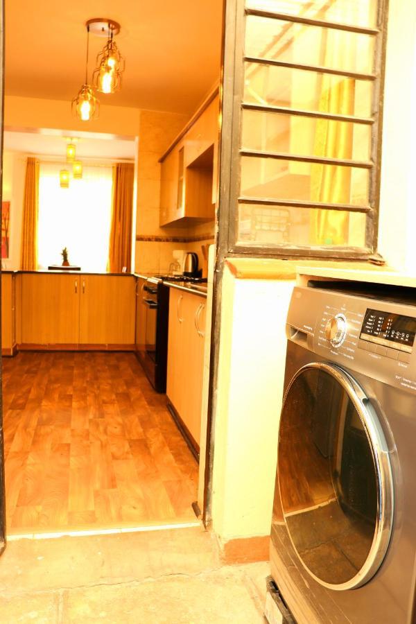 Silent Sky Homestay Near Jkia Airport & Sgr Nairobi Bagian luar foto
